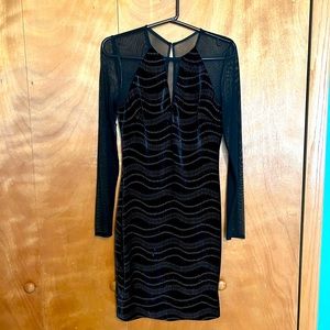 Guess Los Angeles Long Sleeve Black Body Fitting dress